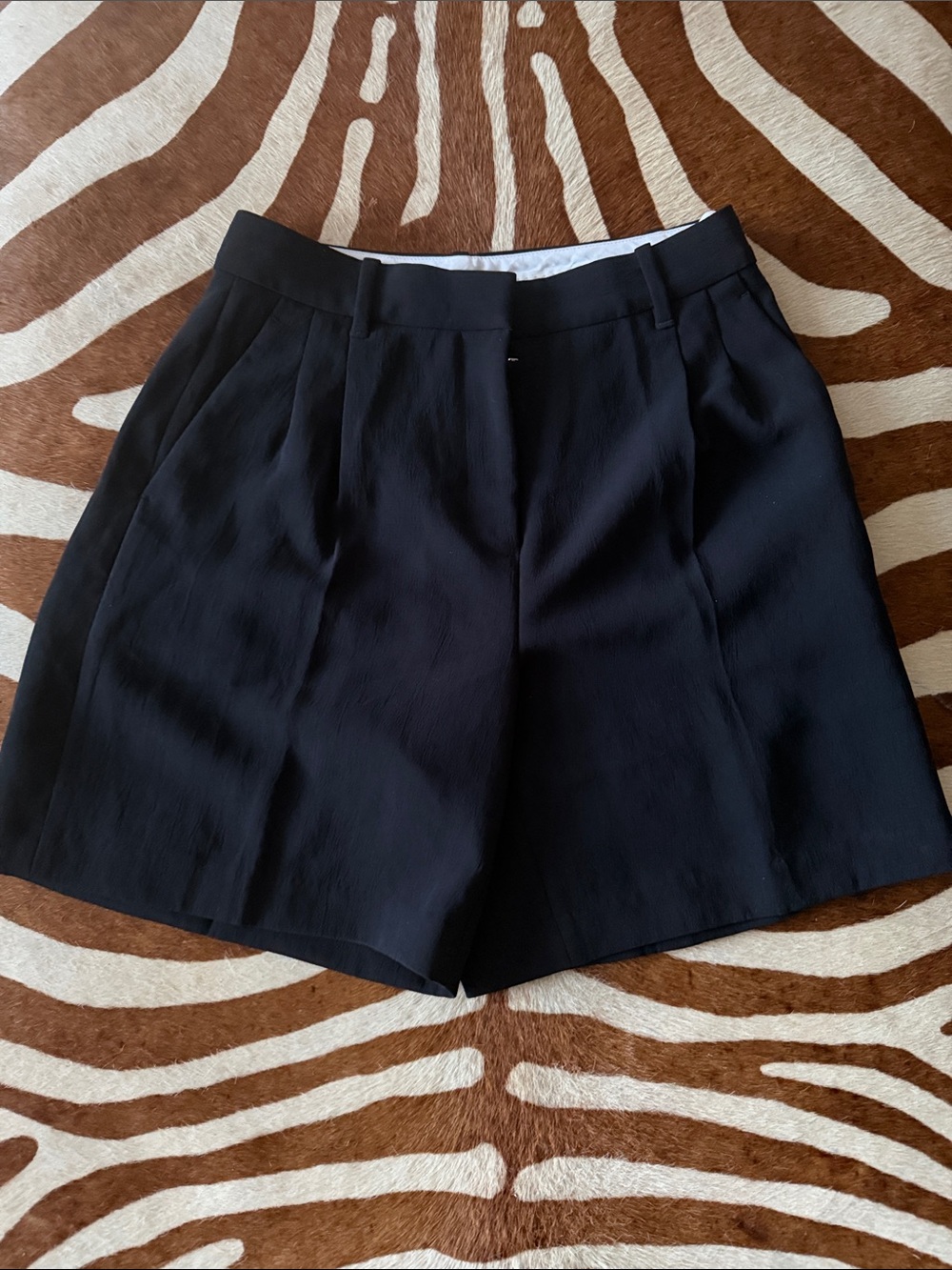 Aritzia Black Tailored Bermuda Shorts